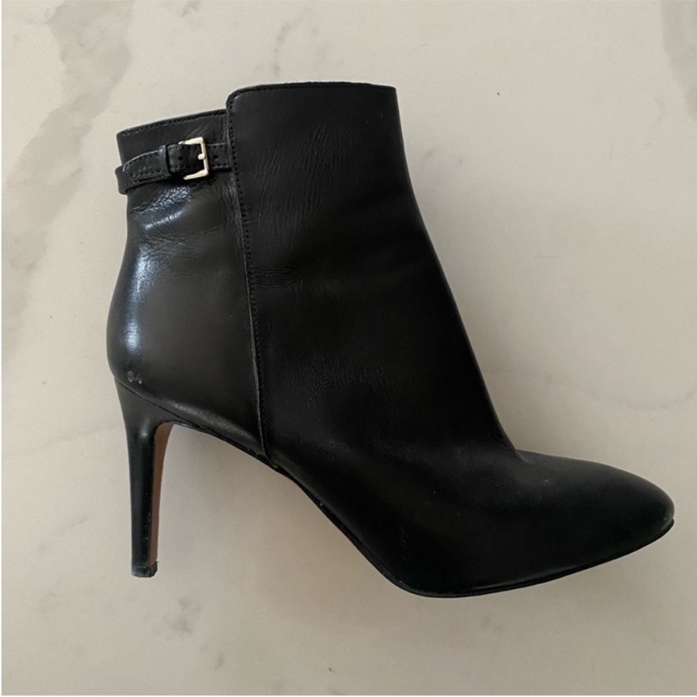 Nine West Heeled Leather Bootie